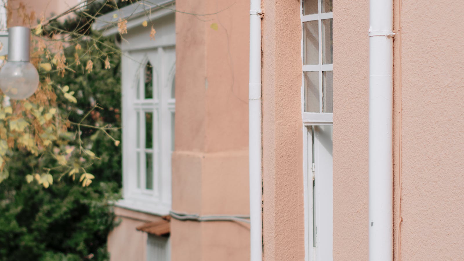 Zinc Gutters Sacramento: Cost, Patina, Longevity vs Copper or Aluminum